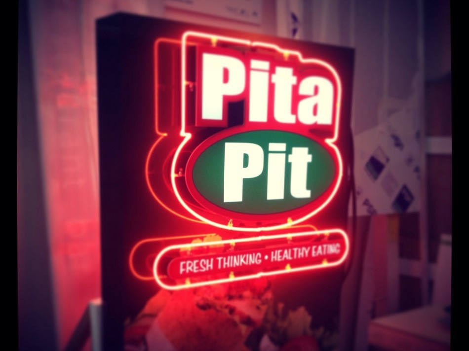 Neon Signage - Pita Pit